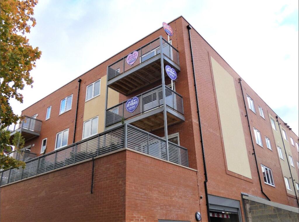 2 bed 1st Floor Flat for rent in Farnborough. From Bridges Estate Agents - Farnborough