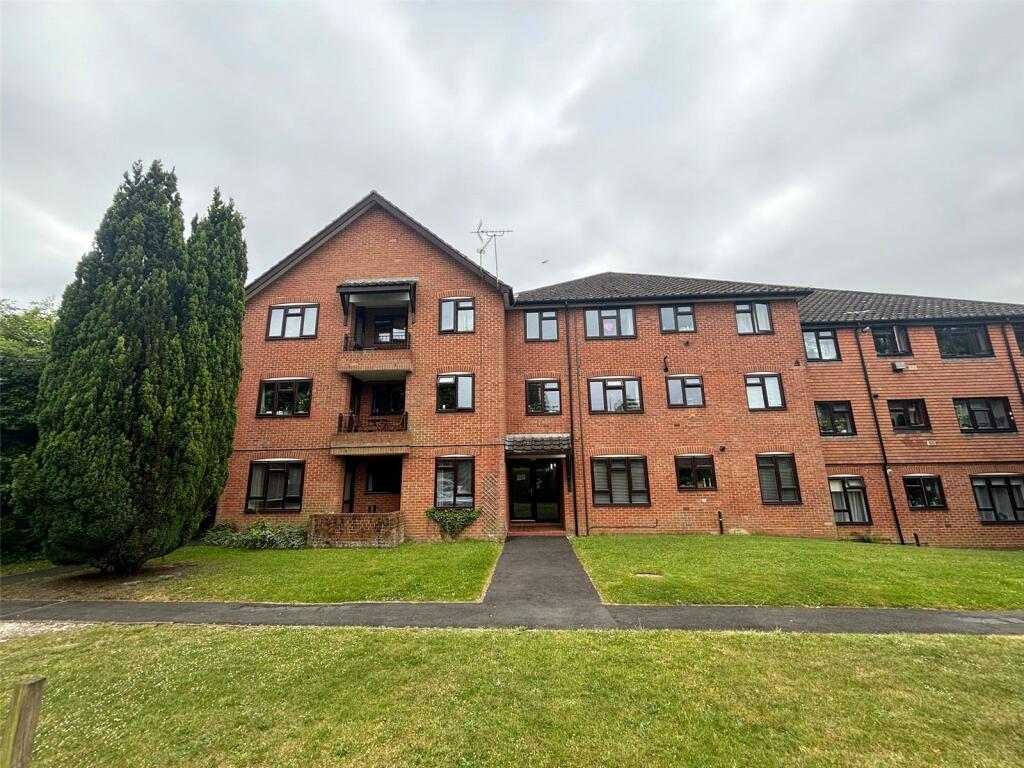 2 bed 1st Floor Flat for rent in Farnborough. From Bridges Estate Agents - Farnborough 2 bed 1st Floor Flat for rent in Farnborough. From Bridges Estate Agents - Farnborough
