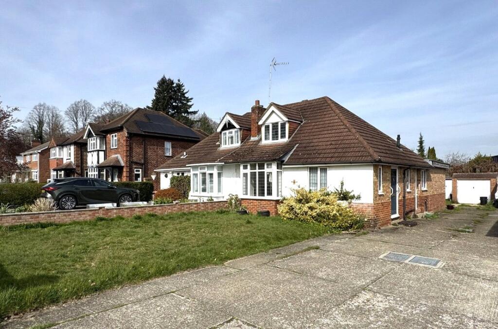 3 bed Bungalow for rent in Farnborough. From Bridges Estate Agents - Farnborough