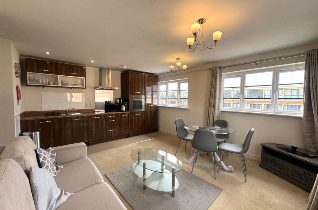 2 bed 1st Floor Flat for rent in Farnborough. From Bridges Estate Agents - Farnborough