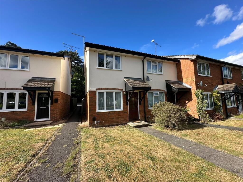 2 bed End of Terrace for rent in Farnborough. From Bridges Estate Agents - Farnborough