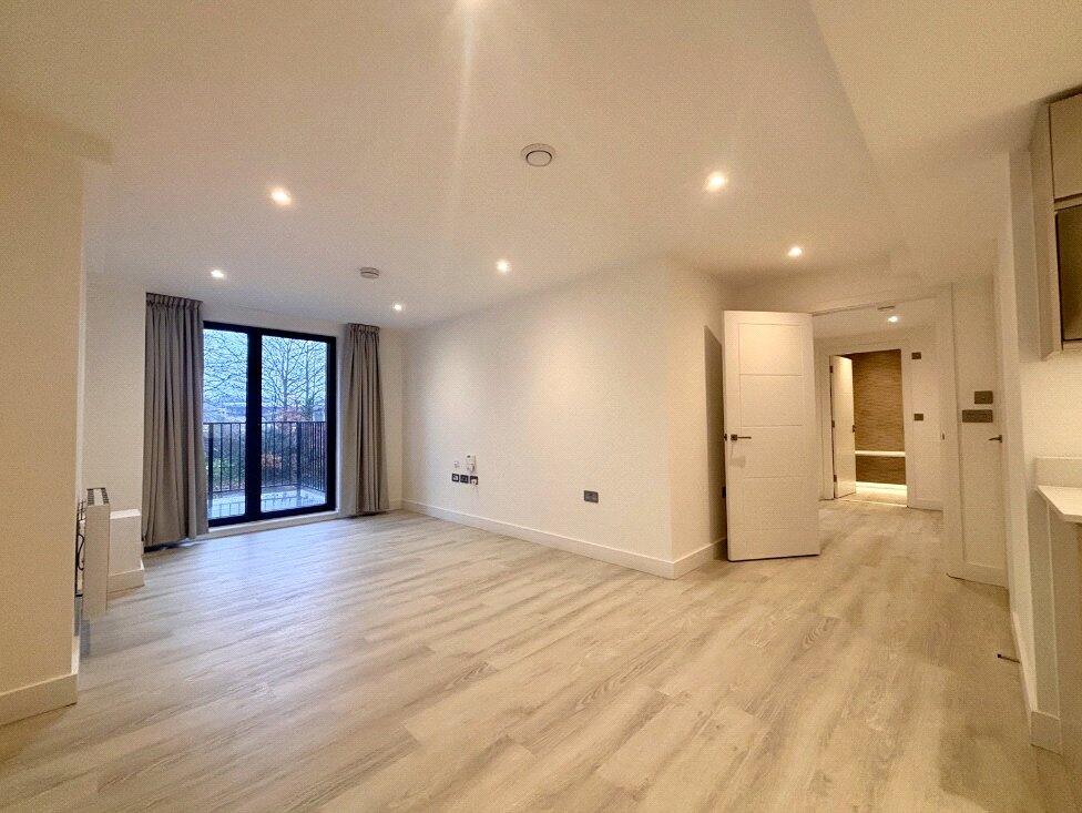 2 bed 1st Floor Flat for rent in Farnborough. From Bridges Estate Agents - Farnborough