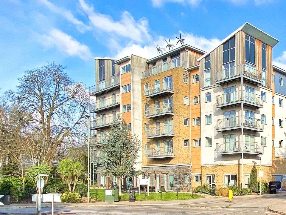 2 bed 1st Floor Flat for rent in Farnborough. From Bridges Estate Agents - Farnborough
