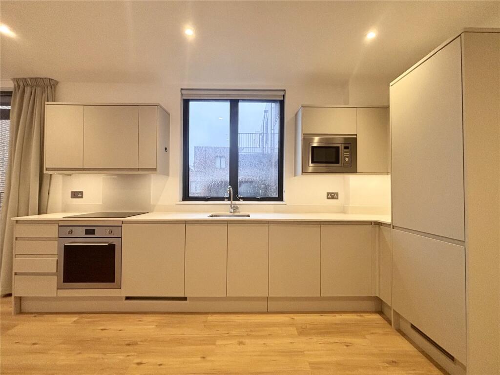 1 bed 1st Floor Flat for rent in Farnborough. From Bridges Estate Agents - Farnborough 1 bed 1st Floor Flat for rent in Farnborough. From Bridges Estate Agents - Farnborough
