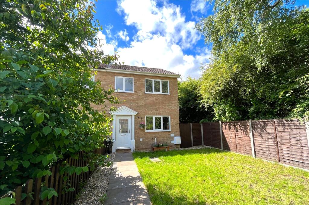 4 bed End of Terrace for rent in Tongham. From Bridges Estate Agents - Farnham