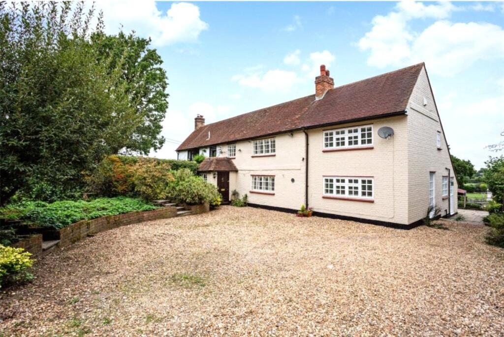 4 bed Semi Detached for rent in Crondall. From Bridges Estate Agents - Farnham