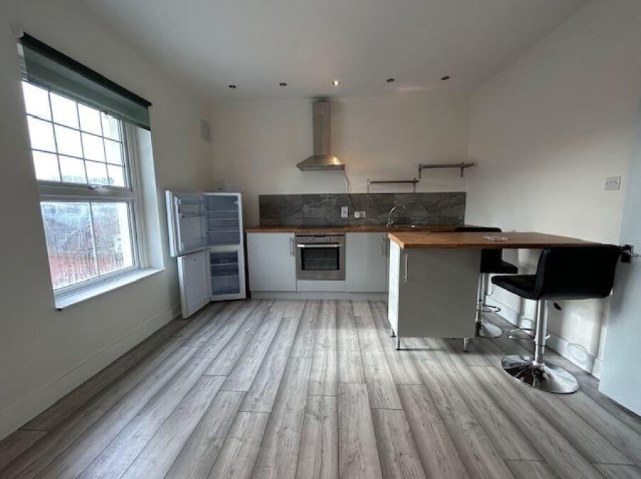 1 bed 1st Floor Flat for rent in Fleet. From Bridges Estate Agents - Fleet