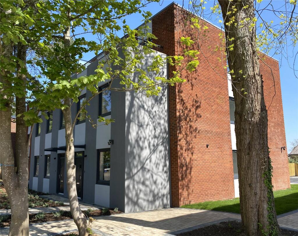 1 bed 1st Floor Flat for rent in Fleet. From Bridges Estate Agents - Fleet