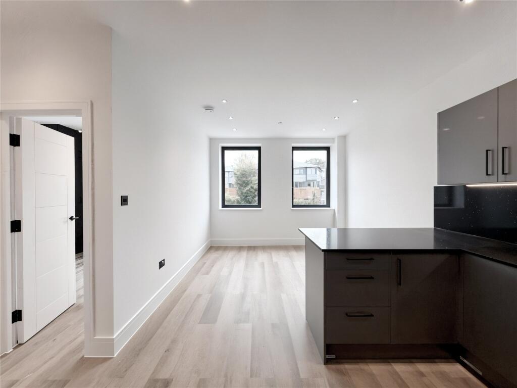 1 bed 1st Floor Flat for rent in Fleet. From Bridges Estate Agents - Fleet