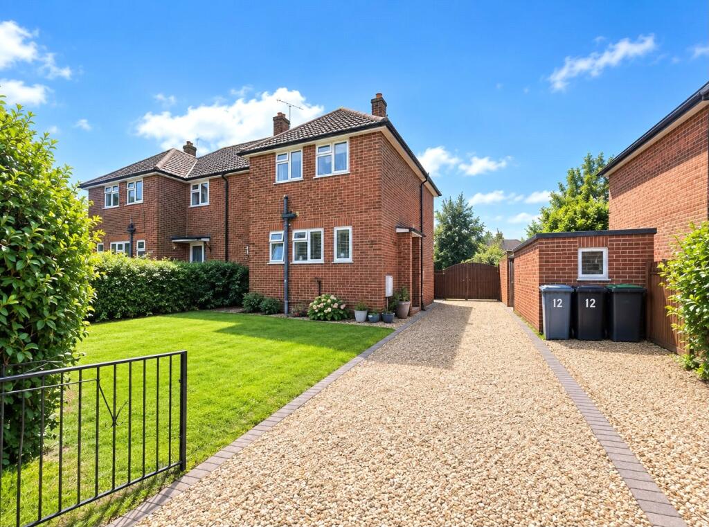3 bed Semi Detached for rent in Fleet. From Bridges Estate Agents - Fleet