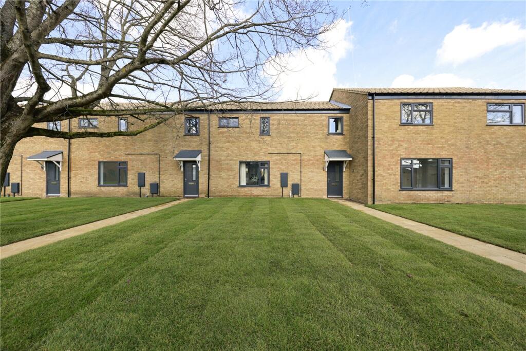 3 bed Detached for rent in Deepcut. From Bridges Estate Agents - Frimley 3 bed Detached for rent in Deepcut. From Bridges Estate Agents - Frimley