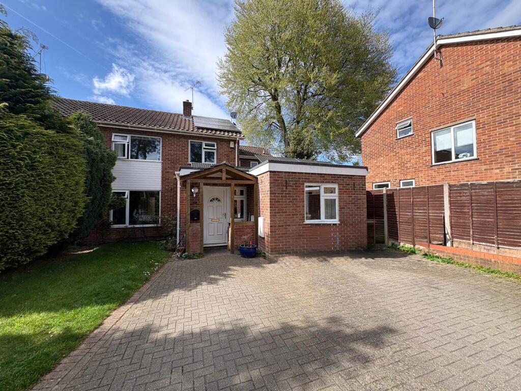 5 bed Semi Detached for rent in Mytchett. From Bridges Estate Agents - Frimley