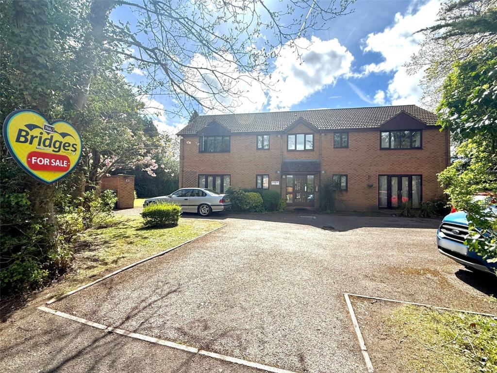 1 bed 1st Floor Flat for rent in Camberley. From Bridges Estate Agents - Frimley