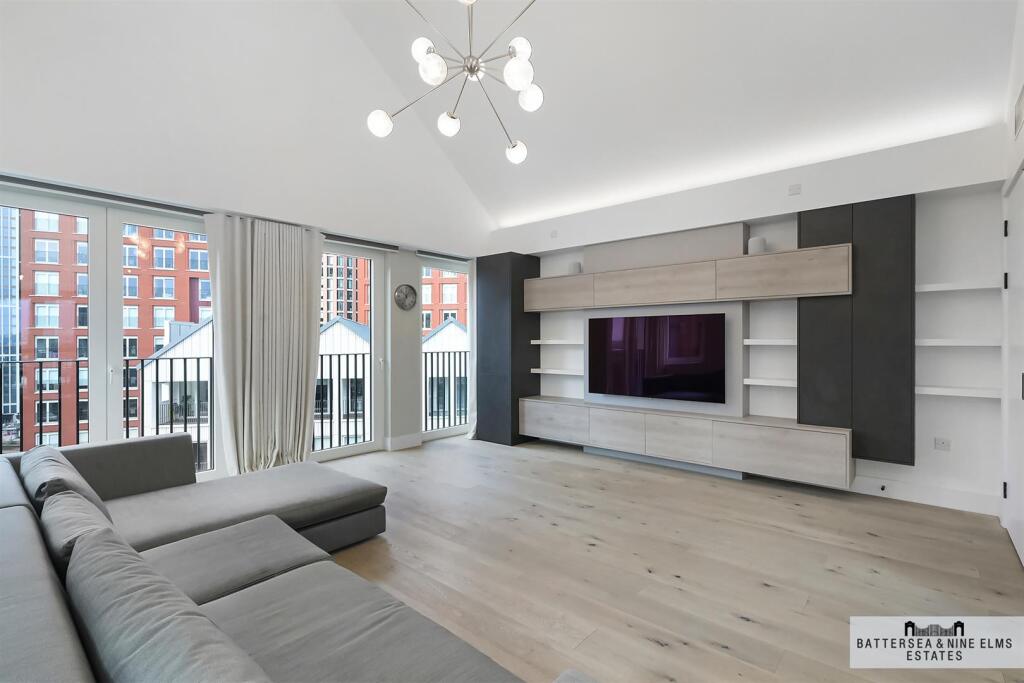 3 bed Apartment for rent in Clapham. From Battersea & Nine Elms Estates - London 3 bed Apartment for rent in Clapham. From Battersea & Nine Elms Estates - London