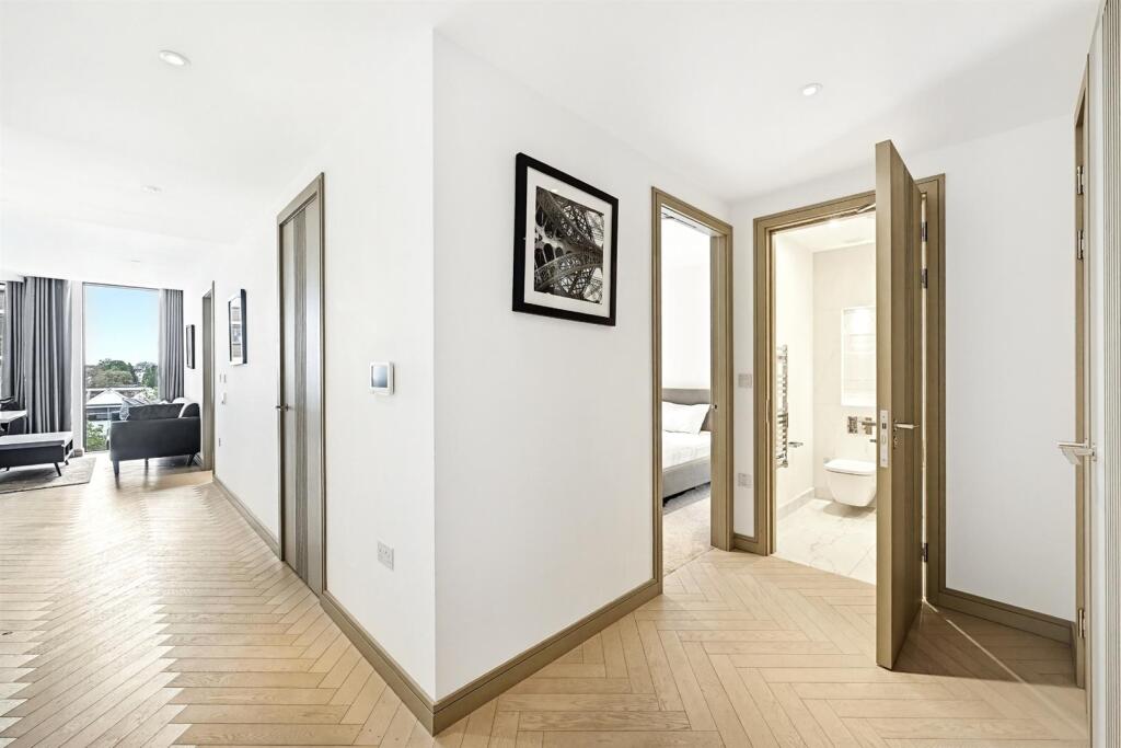 2 bed 1st Floor Flat for rent in Paddington. From Battersea & Nine Elms Estates - London