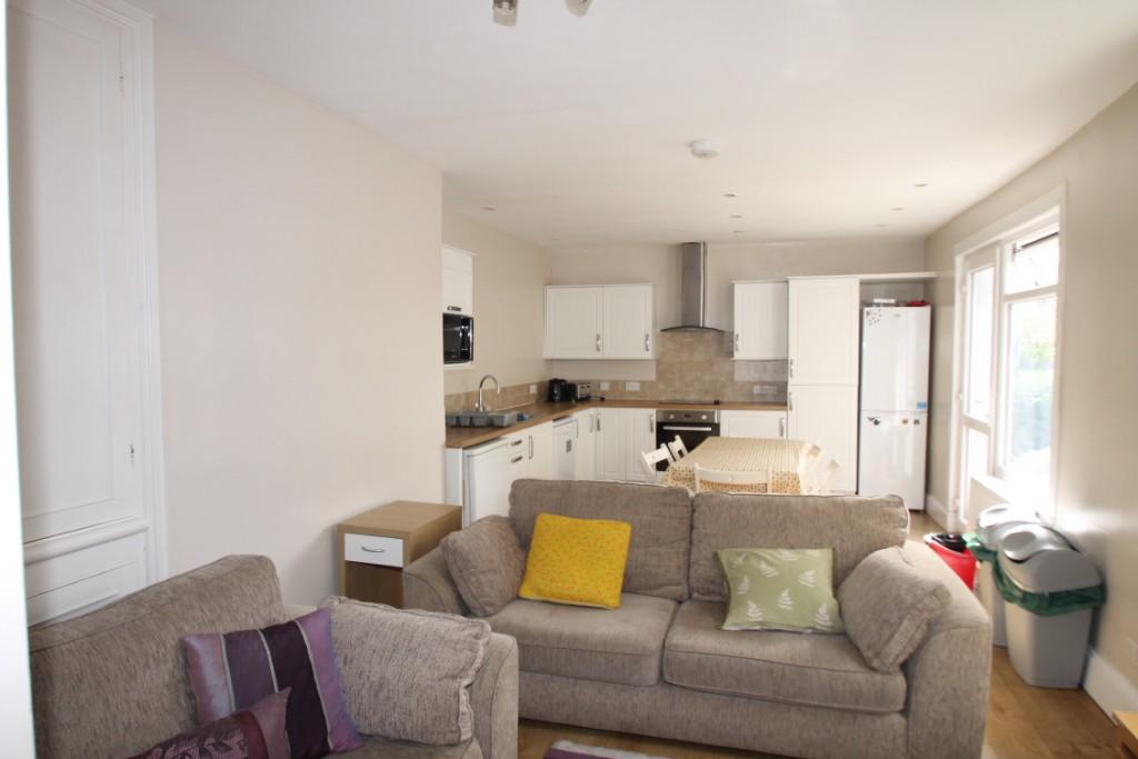 6 bed HMO for rent in Plymouth. From Student Life - Plymouth