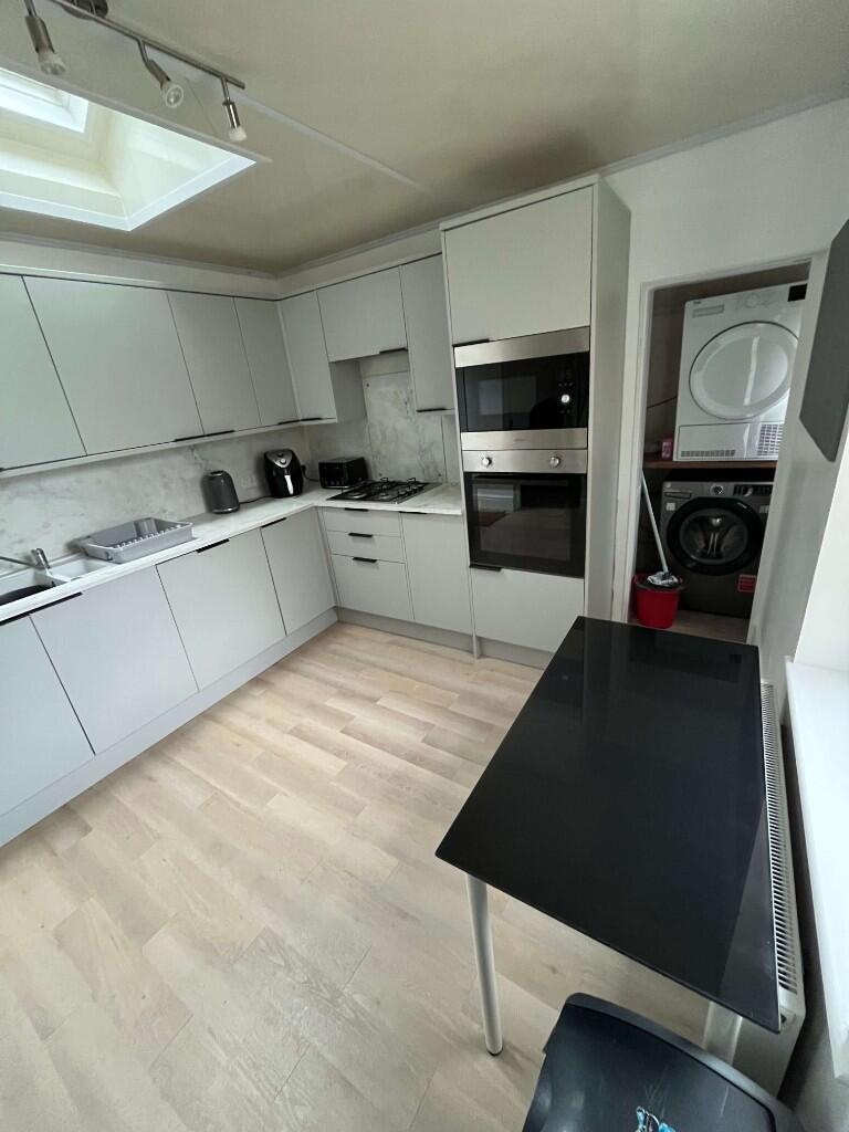 4 bed Mid Terraced House for rent in Plymouth. From Student Life - Plymouth