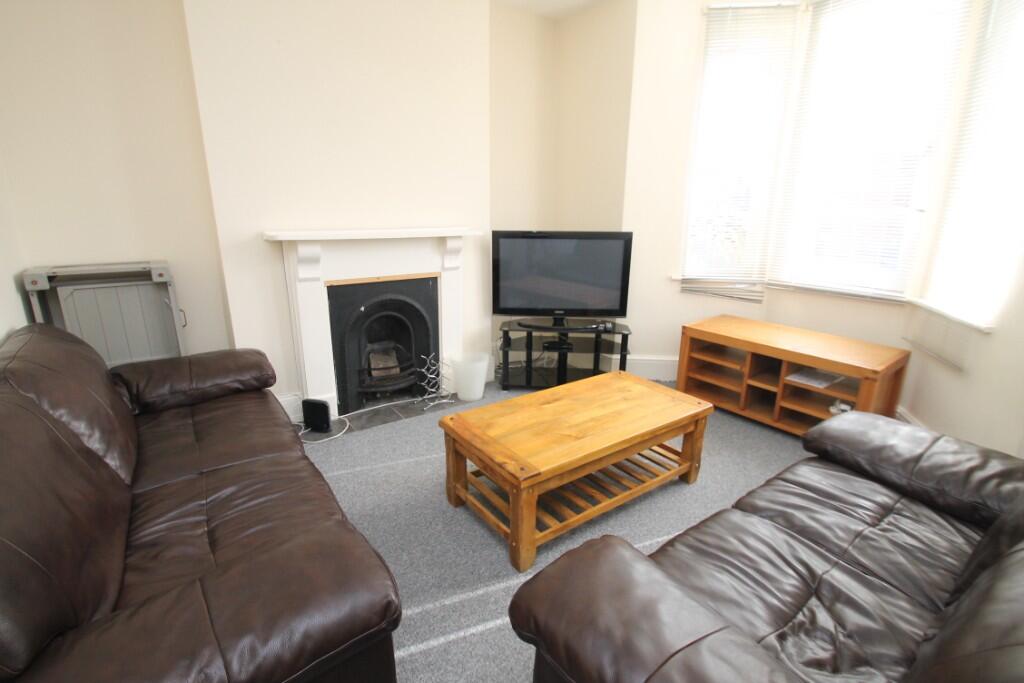 3 bed HMO for rent in Plymouth. From Student Life - Plymouth 3 bed HMO for rent in Plymouth. From Student Life - Plymouth