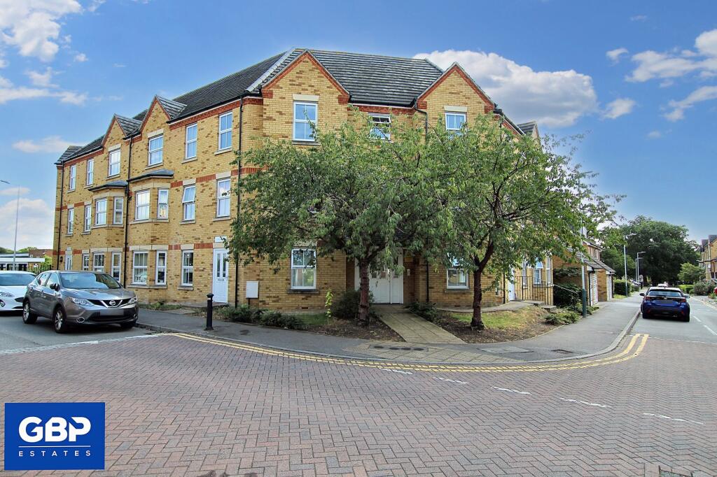 2 bed Apartment for rent in Romford. From GBP Estates - Romford