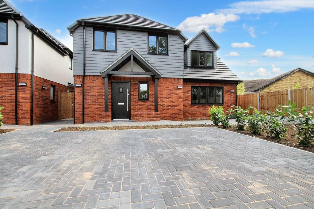 6 bed House Share for rent in Corringham. From GBP Estates - Romford 6 bed House Share for rent in Corringham. From GBP Estates - Romford