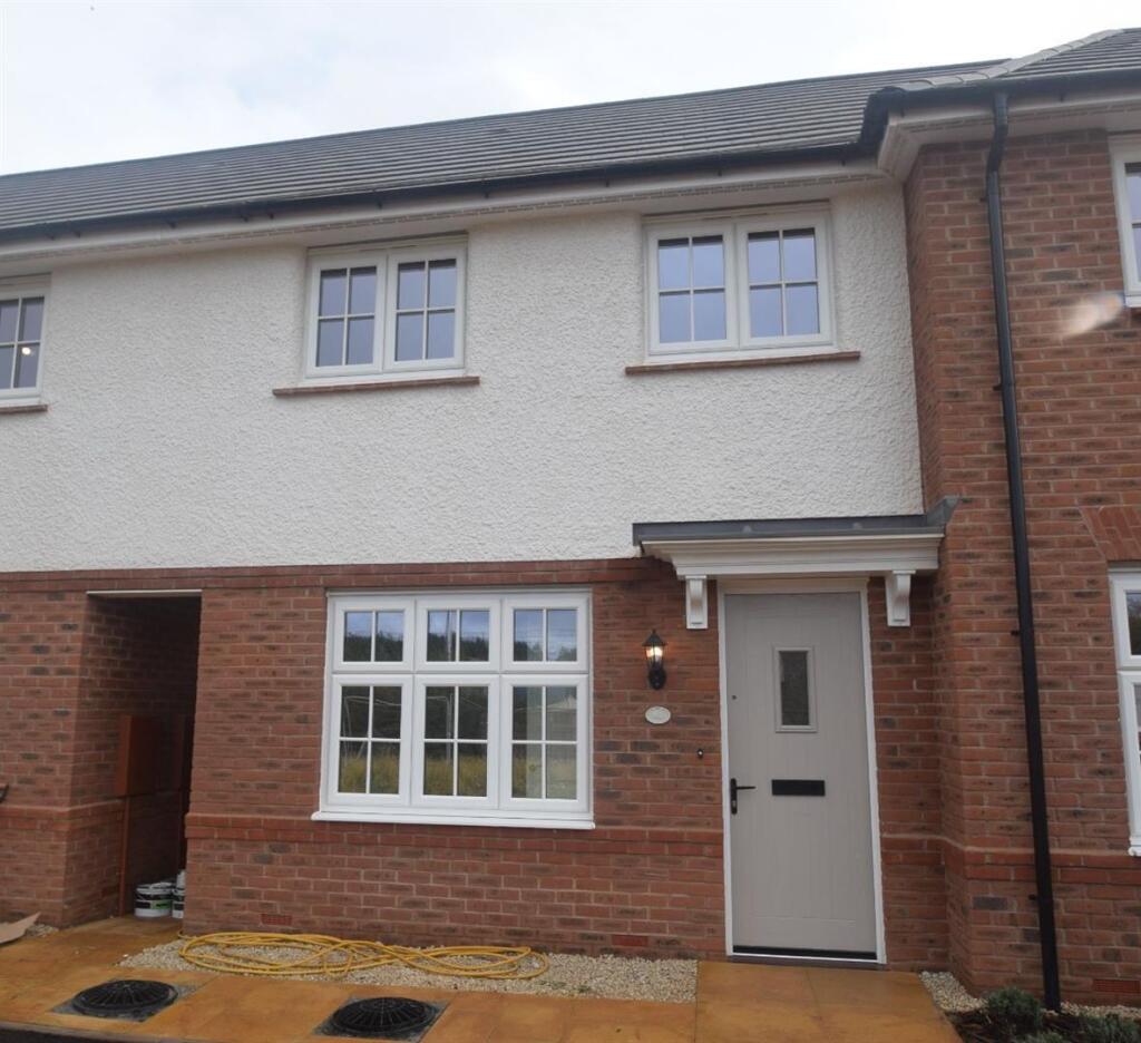 3 bed Mid Terraced House for rent in Telford. From Lets Move - Newport 3 bed Mid Terraced House for rent in Telford. From Lets Move - Newport