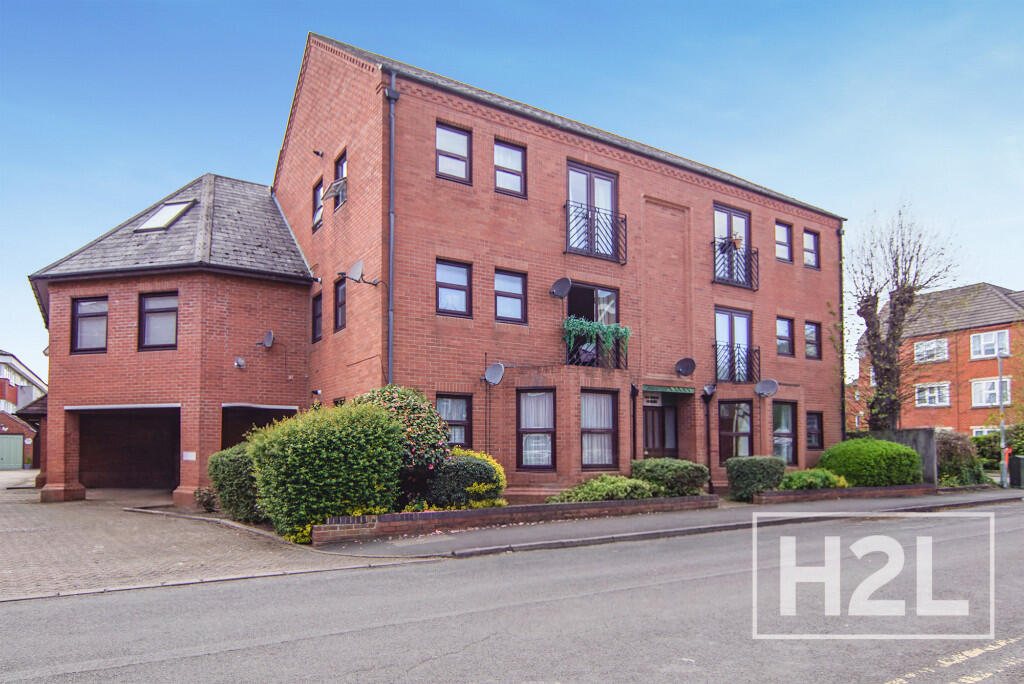 2 bed House (unspecified) for rent in Nuneaton. From H2L. Expert Letting - Meriden