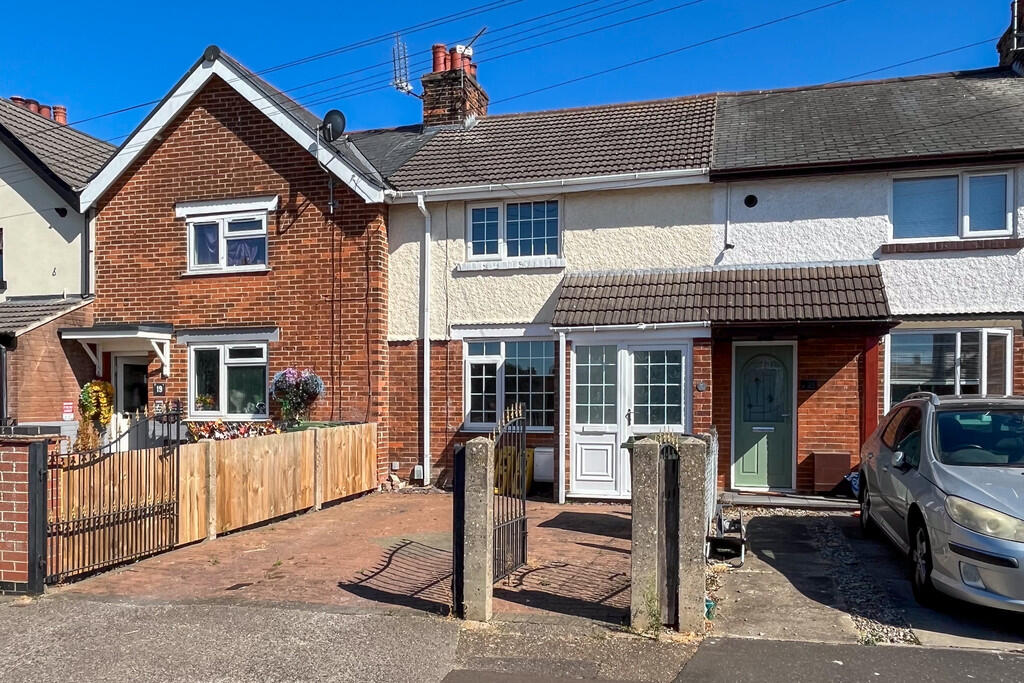 3 bed Mid Terraced House for rent in Great Yarmouth. From Larkes Estate Agents - Great Yarmouth 3 bed Mid Terraced House for rent in Great Yarmouth. From Larkes Estate Agents - Great Yarmouth