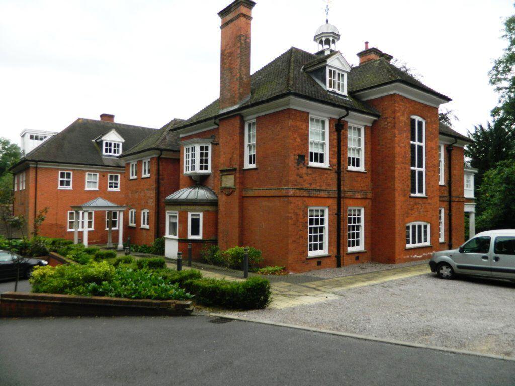 2 bed Apartment for rent in Woodhouse Eaves. From Roy Green Surveyors - Letting & Estate Agents - Leicester