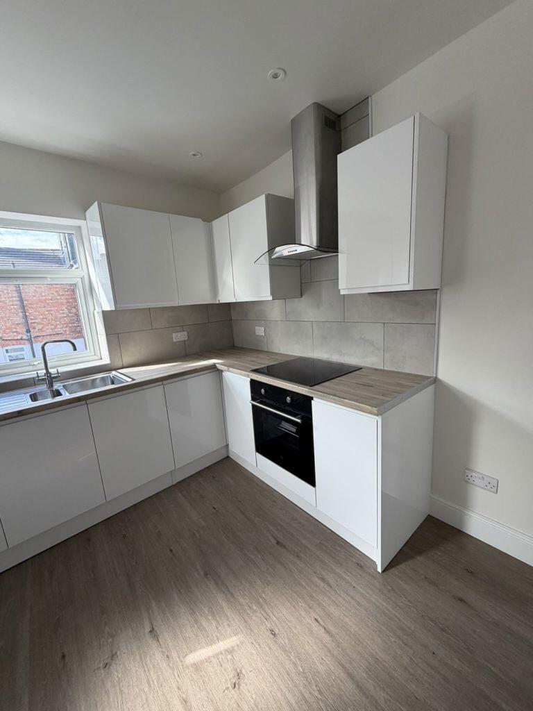 2 bed 1st Floor Flat for rent in Leicester. From Roy Green Surveyors - Letting & Estate Agents - Leicester 2 bed 1st Floor Flat for rent in Leicester. From Roy Green Surveyors - Letting & Estate Agents - Leicester