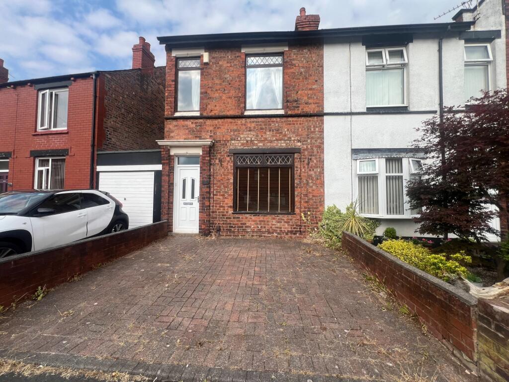 2 bed Mid Terraced House for rent in Wigan. From Northwood - Wigan