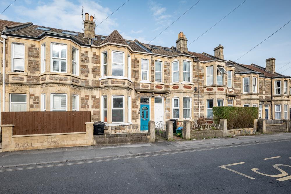 5 bed Detached for rent in Bath. From Zest - Bath