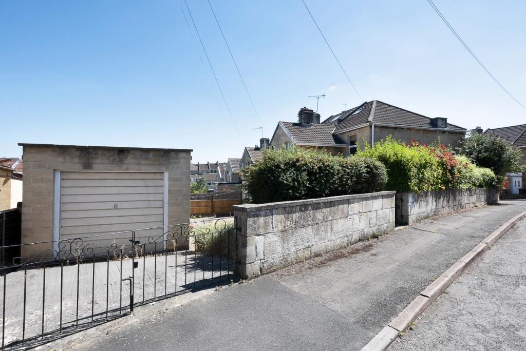 4 bed Garages for rent in Bath. From Zest - Bath 4 bed Garages for rent in Bath. From Zest - Bath