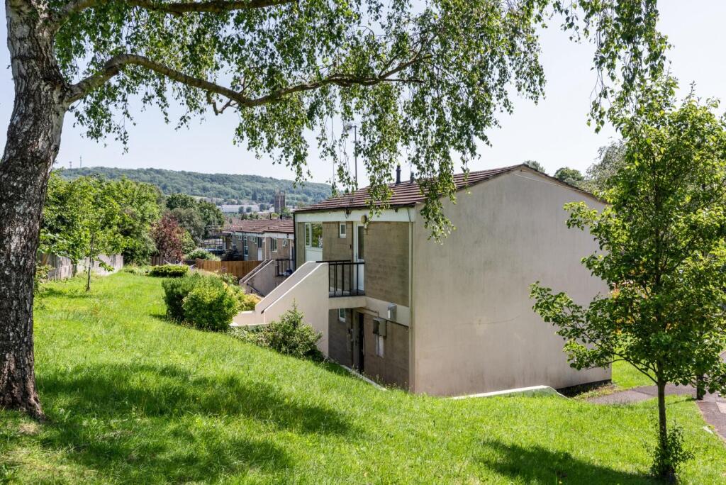 1 bed 1st Floor Flat for rent in Upper Swainswick. From Zest - Bath