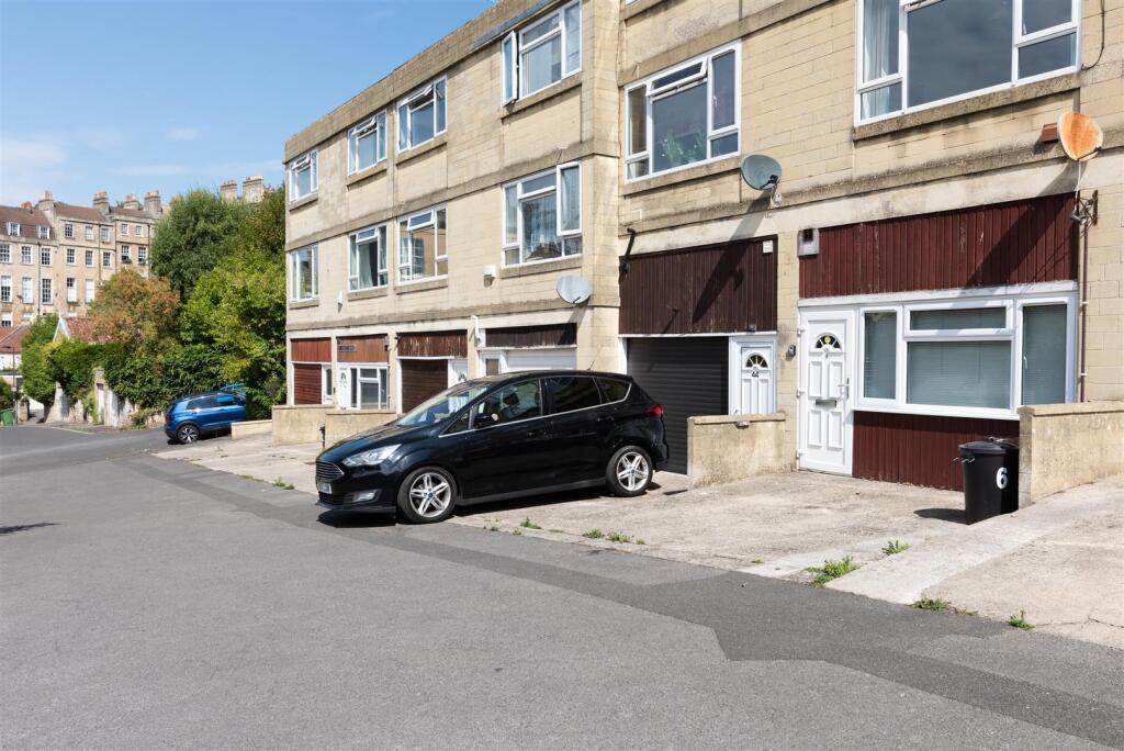 4 bed Studio for rent in Upper Swainswick. From Zest - Bath 4 bed Studio for rent in Upper Swainswick. From Zest - Bath