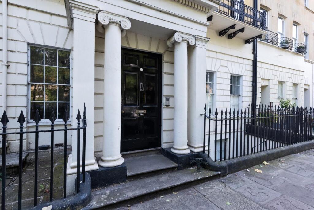 3 bed 1st Floor Flat for rent in Upper Swainswick. From Zest - Bath