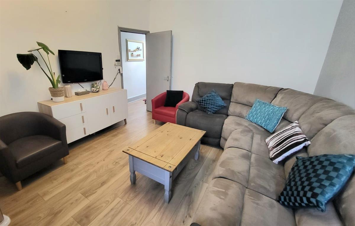 3 bed Semi Detached for rent in Manchester. From Buraq Estates 3 bed Semi Detached for rent in Manchester. From Buraq Estates