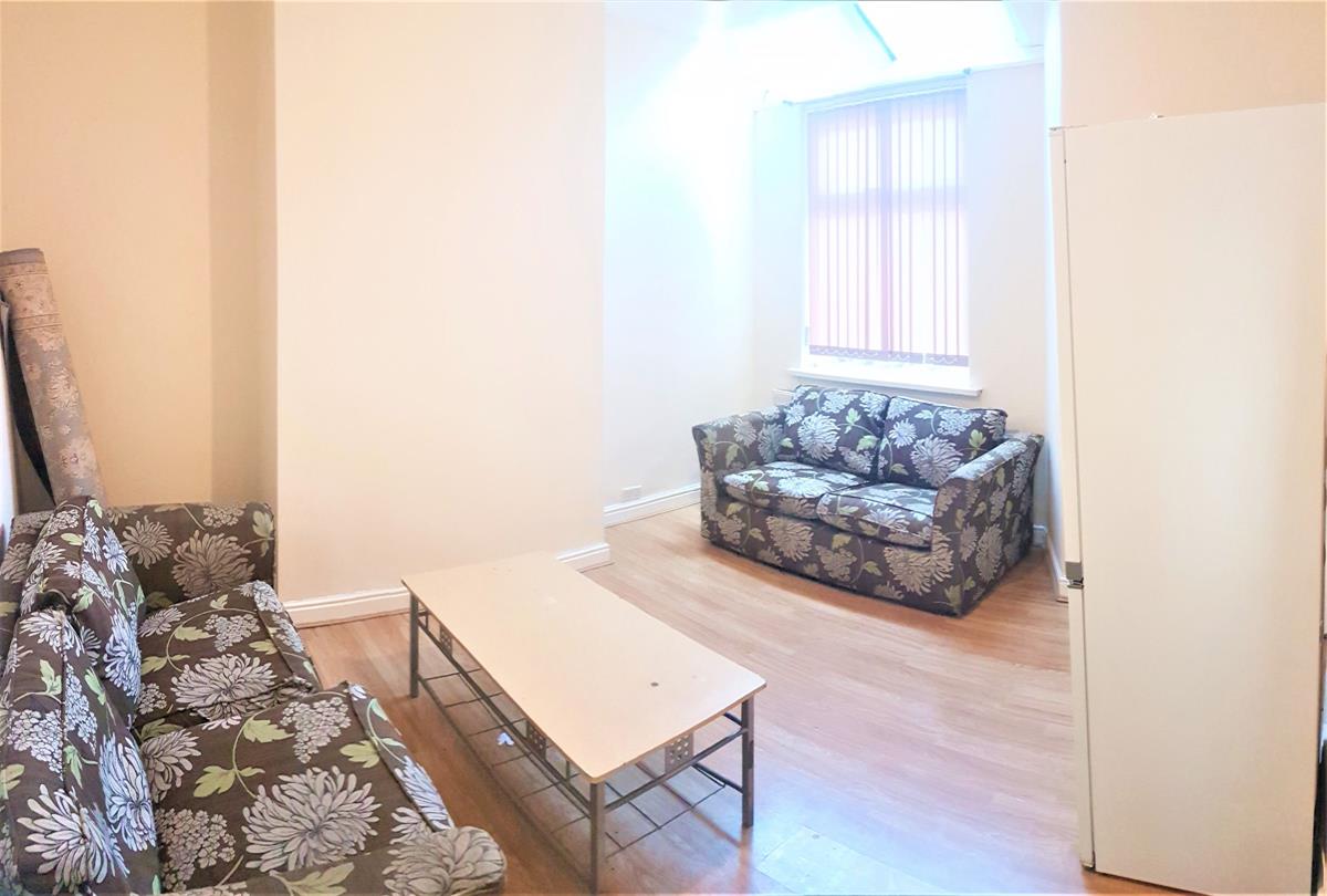 3 bed Semi Detached for rent in Manchester. From Buraq Estates