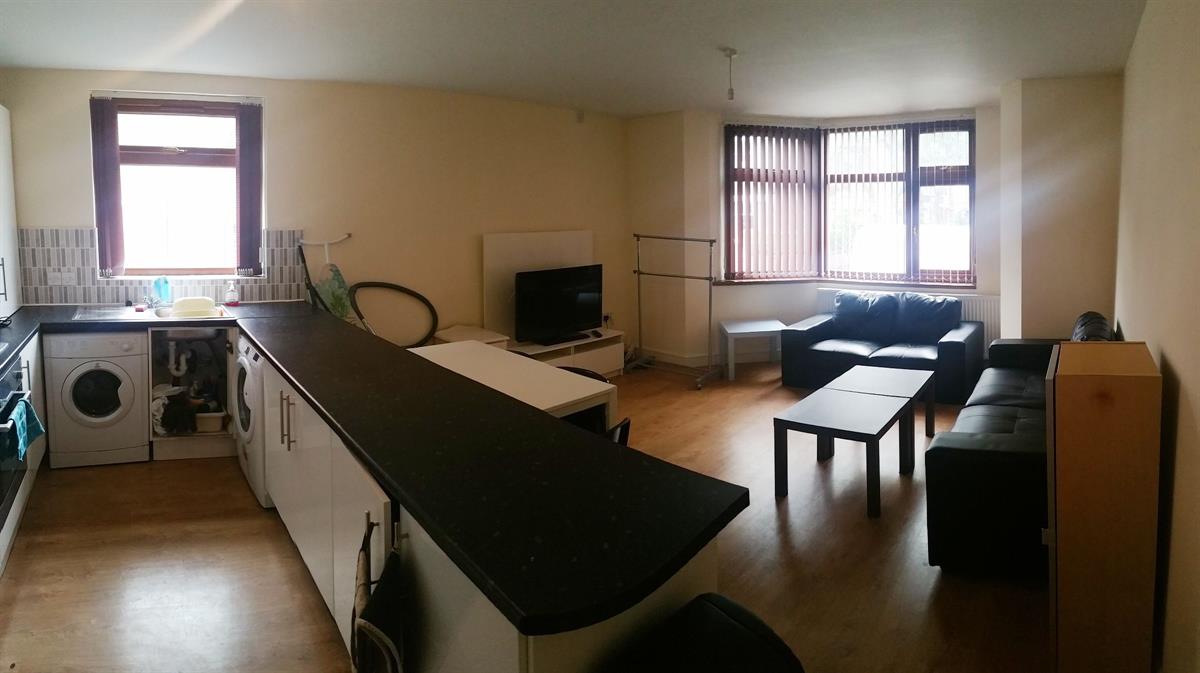 5 bed Apartment for rent in Manchester. From Buraq Estates 5 bed Apartment for rent in Manchester. From Buraq Estates