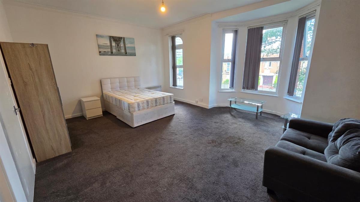 1 bed 1st Floor Flat for rent in Manchester. From Buraq Estates