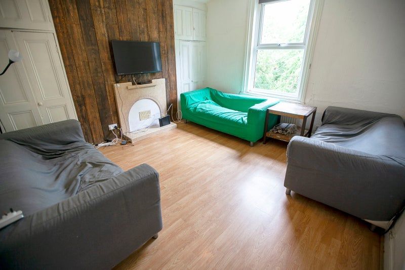 8 bed Semi Detached for rent in Manchester. From Buraq Estates