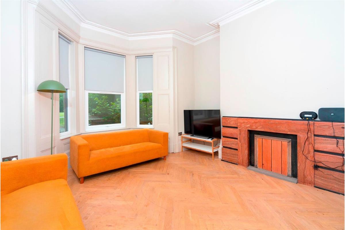 9 bed Mid Terraced House for rent in Manchester. From Buraq Estates