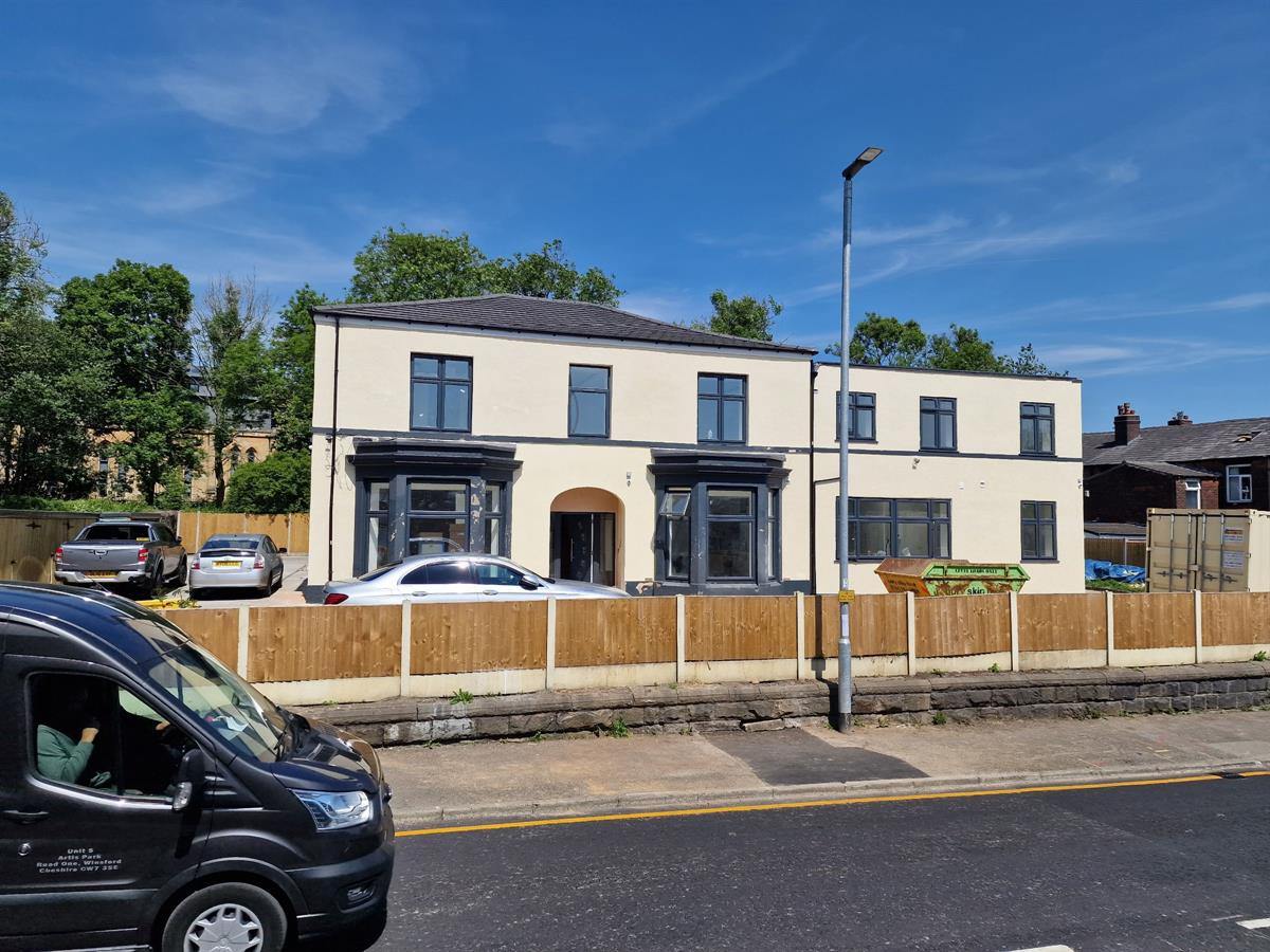1 bed Semi Detached for rent in Bury. From Buraq Estates 1 bed Semi Detached for rent in Bury. From Buraq Estates