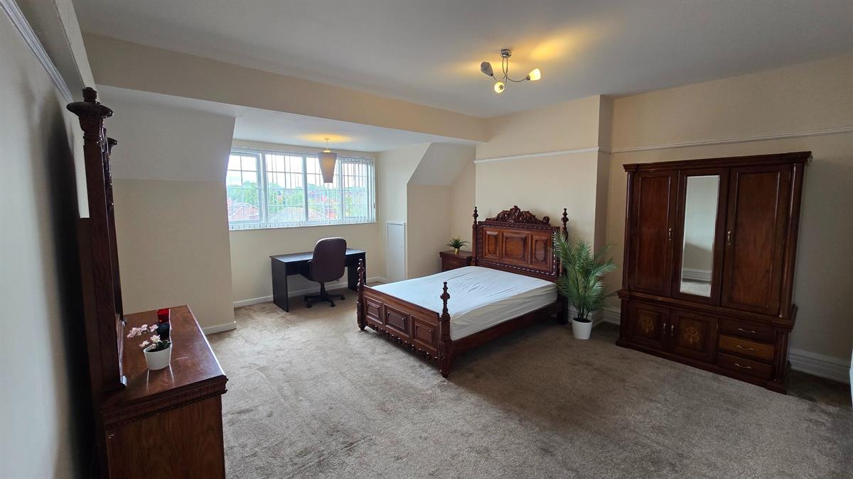 6 bed House Share for rent in Manchester. From Buraq Estates 6 bed House Share for rent in Manchester. From Buraq Estates