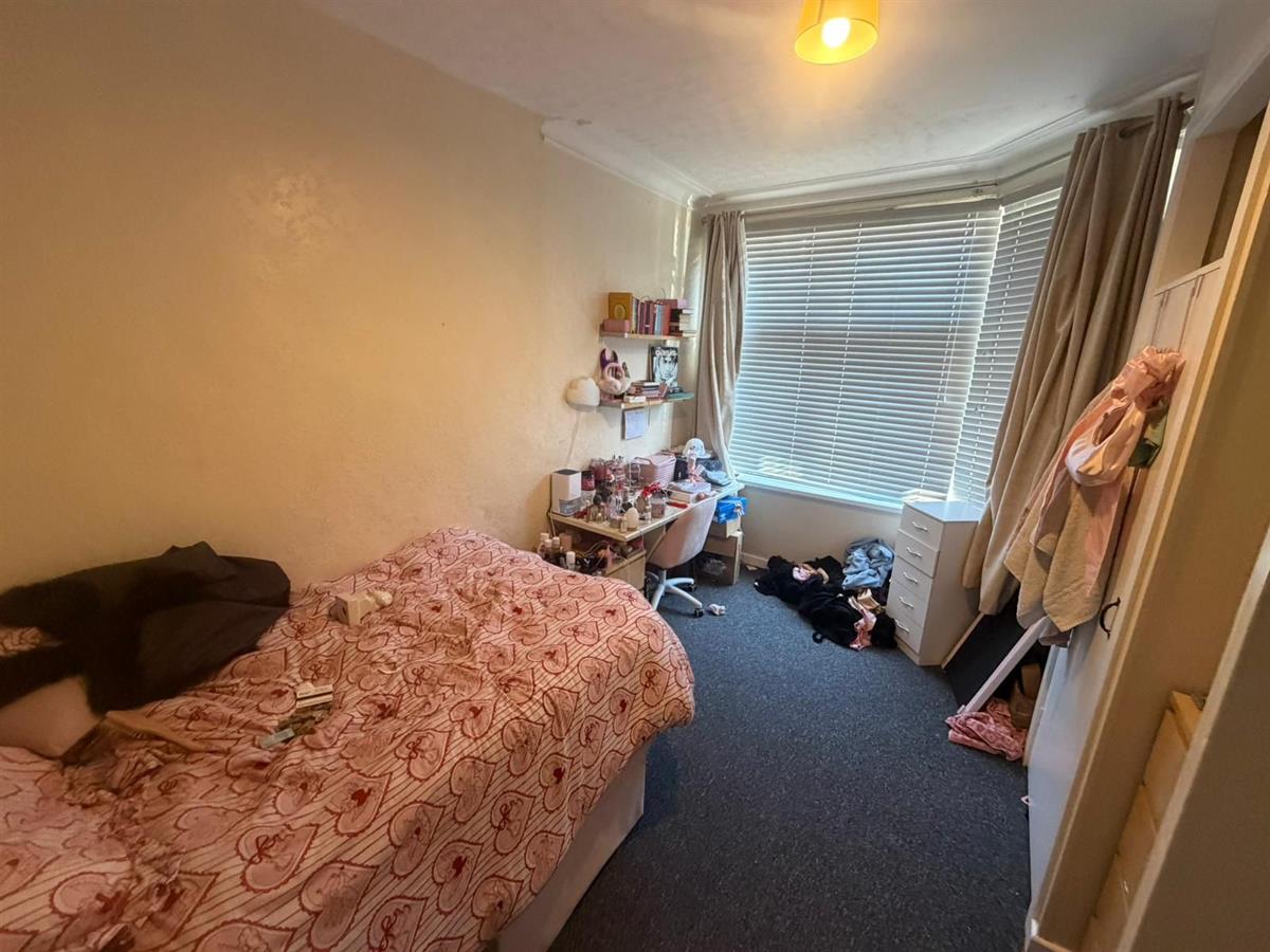 4 bed Semi Detached for rent in Manchester. From Buraq Estates