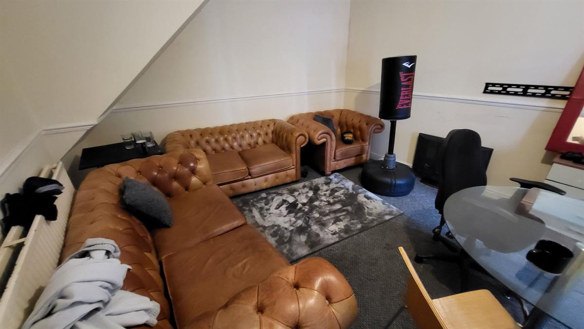 4 bed Semi Detached for rent in 8 Mauldeth Road. From Buraq Estates