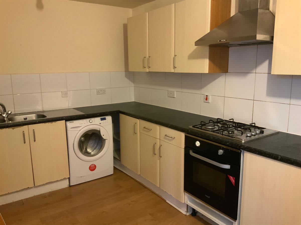 7 bed Semi Detached for rent in Manchester. From Buraq Estates