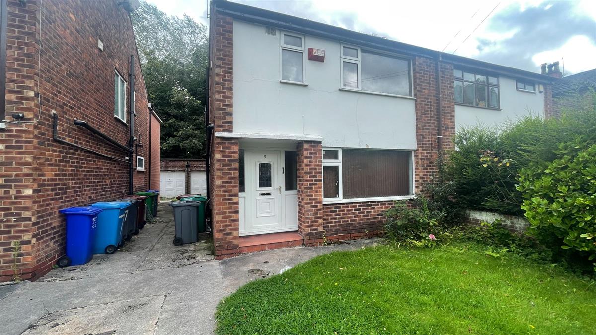 5 bed Semi Detached for rent in Manchester. From Buraq Estates 5 bed Semi Detached for rent in Manchester. From Buraq Estates