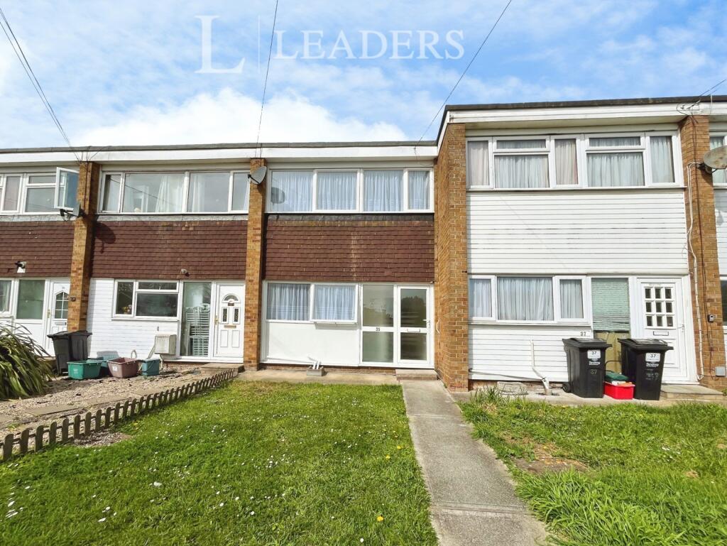 3 bed Mid Terraced House for rent in Clacton-on-Sea. From Leaders Sales - Clacton-On-Sea