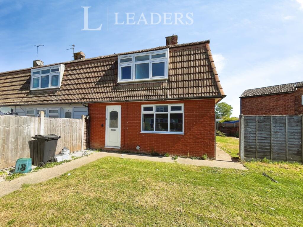 3 bed Mid Terraced House for rent in Clacton-on-Sea. From Leaders Sales - Clacton-On-Sea