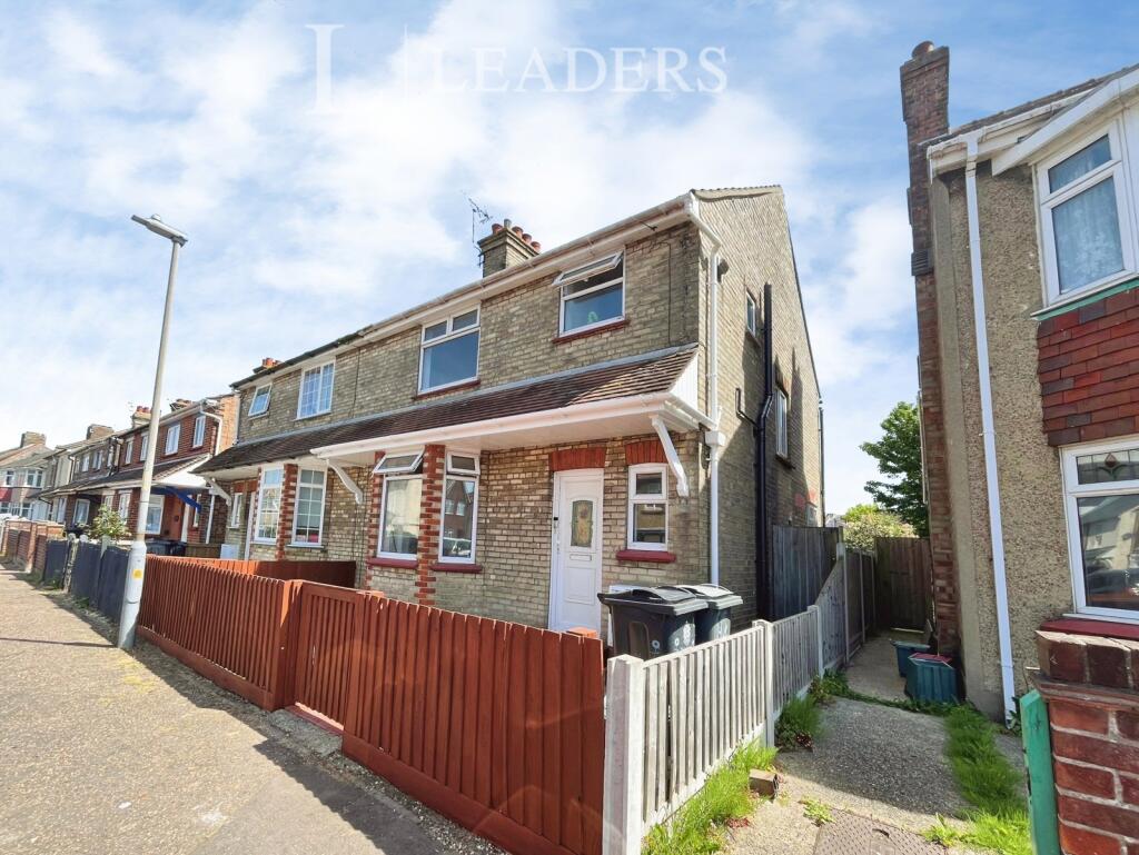 3 bed Semi Detached for rent in Clacton-on-Sea. From Leaders Sales - Clacton-On-Sea